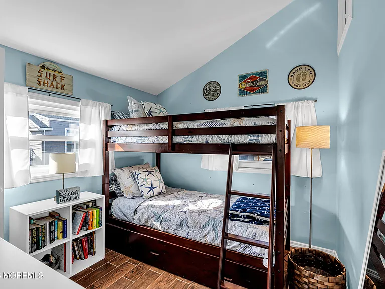 112 W Tide Way — Photo 12