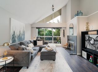 932 Robinson St #307, Coquitlam, BC V3J7R8