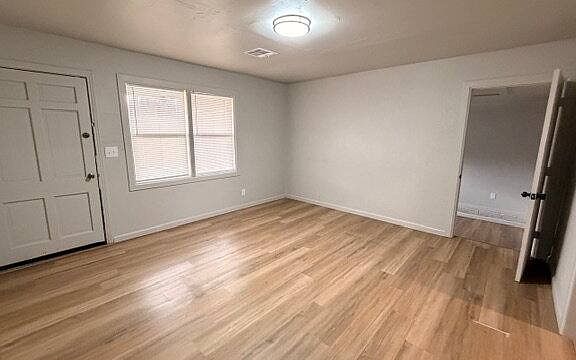 3rd image of 3214 S Saint Clair Ave