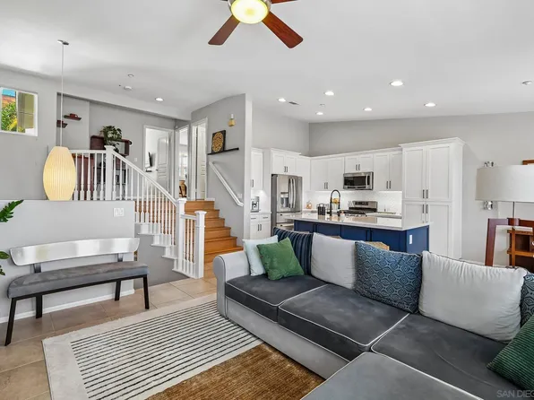 3156 Harbor Ridge Ln, San Diego, CA 92103