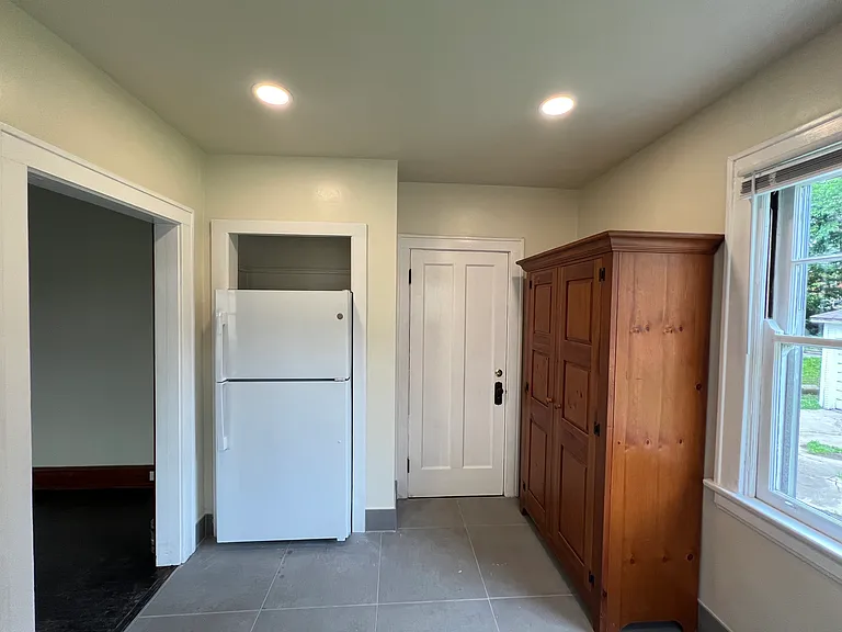 1412 Yarmouth Ave #1 — Photo 5