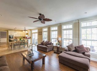 8 Jefferson Ct, Jackson, NJ 08527
