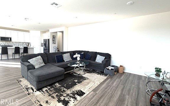 3rd image of 35357 Hutchison Pl