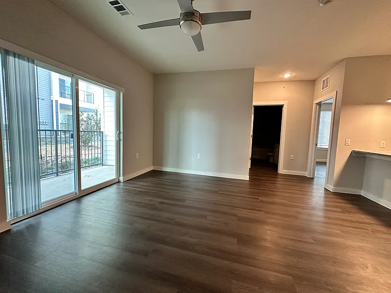 Dee Gabriel Collins Rd — Photo 10