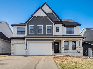 6812 Creekside Way, Excelsior, MN 55331