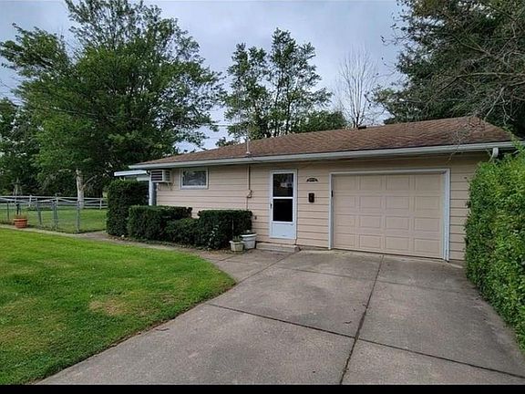 5th image of 12211 E Eaton Albany Pike