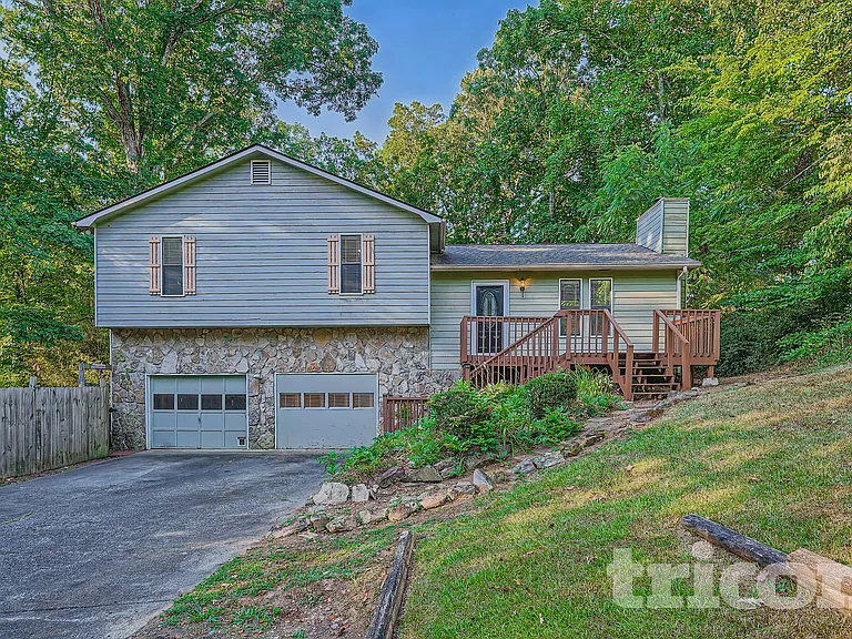 134 Little Brook Dr — Photo 2