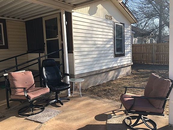 under carport sitting area
