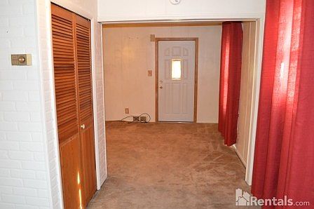 3rd image of 28943 Beechwood St