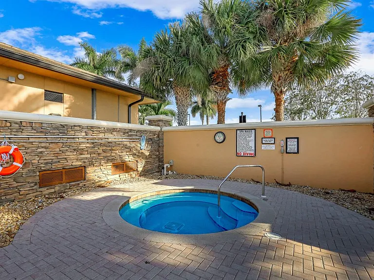 9096 Graphite Cir — Photo 39