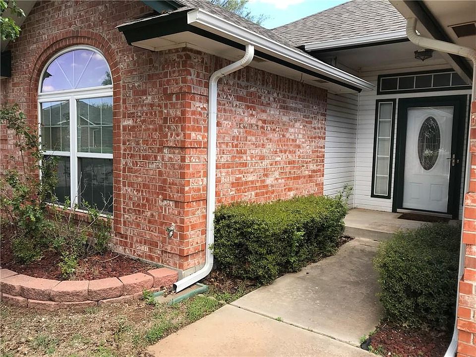 2nd image of 712 Gregg Ct