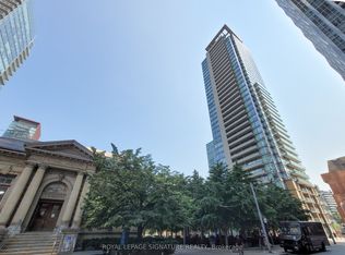 18 Yorkville Ave #2205, Toronto, ON M4W 3Y8