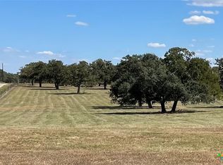 3100 Cattle Guard Rd, Cuero, TX 77954