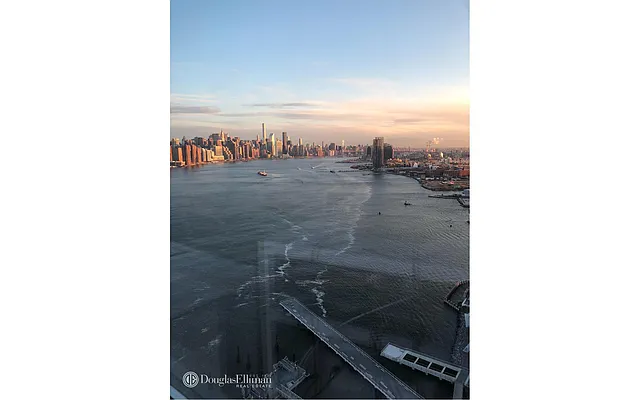 Rented by Douglas Elliman | media 21