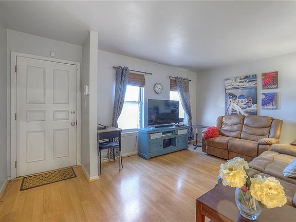 5th image of 6274 E 129th St