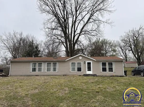 708 Warren St, Oskaloosa, KS 66066