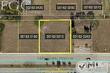2nd image of 227 Cape Coral Pkwy W