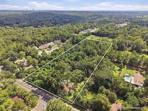 3rd image of Hartsfield Rd