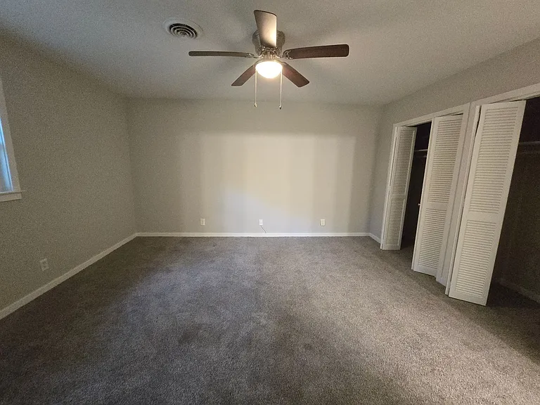 3701 Wesley Dr — Photo 8