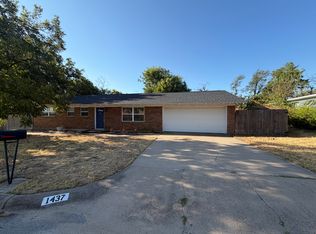 1437 W Ball St, Weatherford, TX 76086
