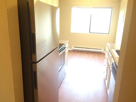 4th image of 7002 24th Ave NW APT 305