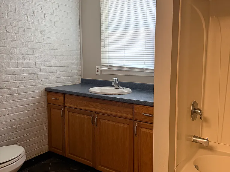 903 Mechanic St #1 — Photo 4