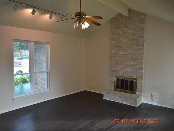 3rd image of 1003 Golden Nugget Ct