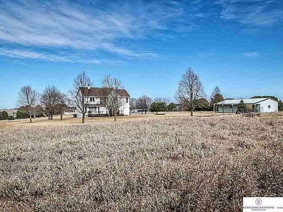 2nd image of 19355 Hilltop Dr