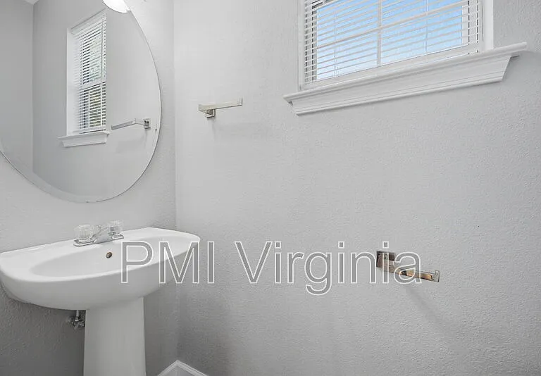 3016 Beaden Dr — Photo 20