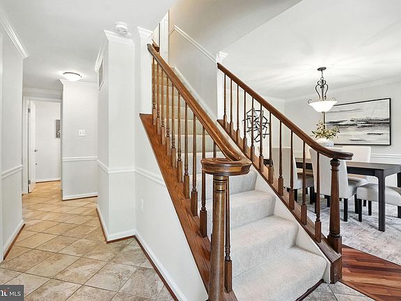 5th image of 4925 Bexley Ln