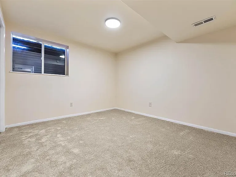 1358 Urban St — Photo 25