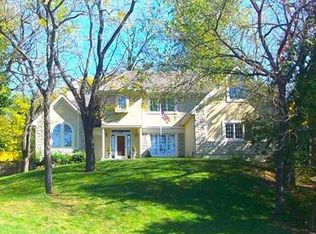 1207 Wildbriar Dr, Liberty, MO 64068