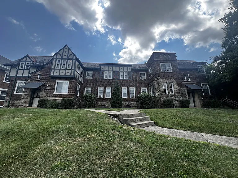 Cincinnati Premier Living* — Photo 45