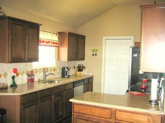 5th image of 4821 SW Waterstone Pl