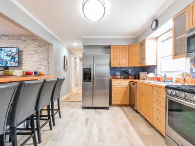 391 Manila Ave, Jersey City, NJ, 07302