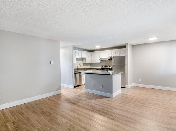 515-525 E Drake Rd #216A