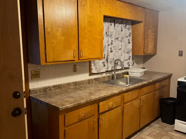 3 Kent Ter, Saugus, MA 01906