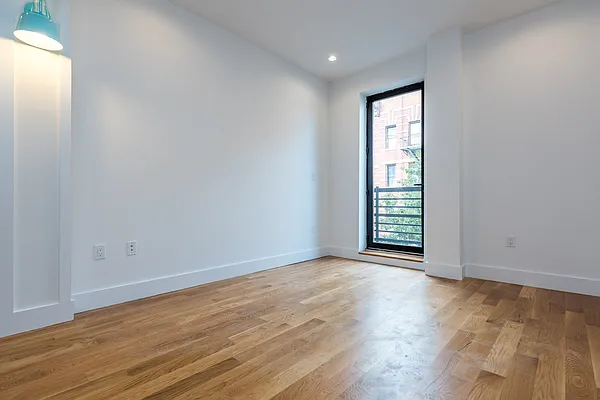 Rented by Nooklyn NYC LLC | media 30