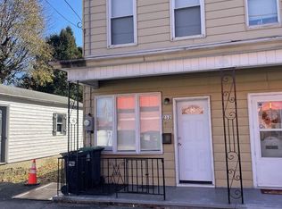 212 W Market St, Mahanoy City, PA 17948