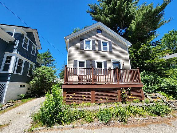 2nd image of 20 Lincoln Ave
