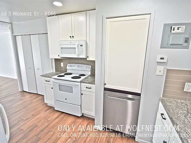 8166 S Monroe St — Photo 8