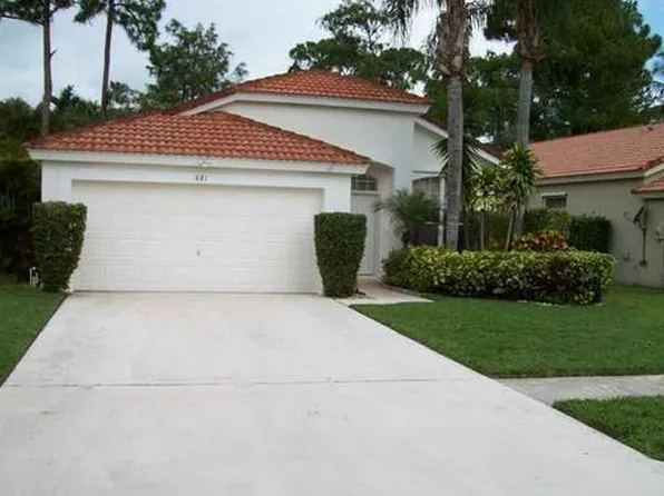 681 Lake Wellington Dr, Wellington, FL 33414