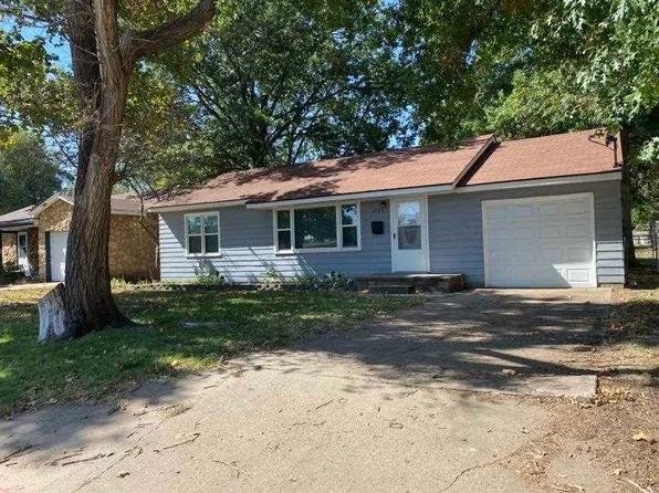 1924 Joe St, Ponca City, OK 74601