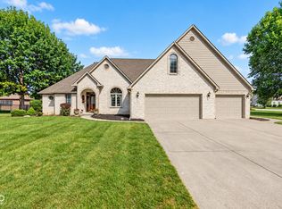 710 Willow Pointe South Dr, Plainfield, IN 46168