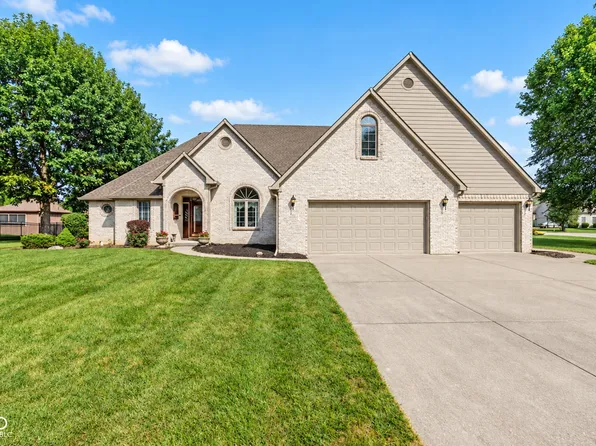 710 Willow Pointe South Dr, Plainfield, IN 46168