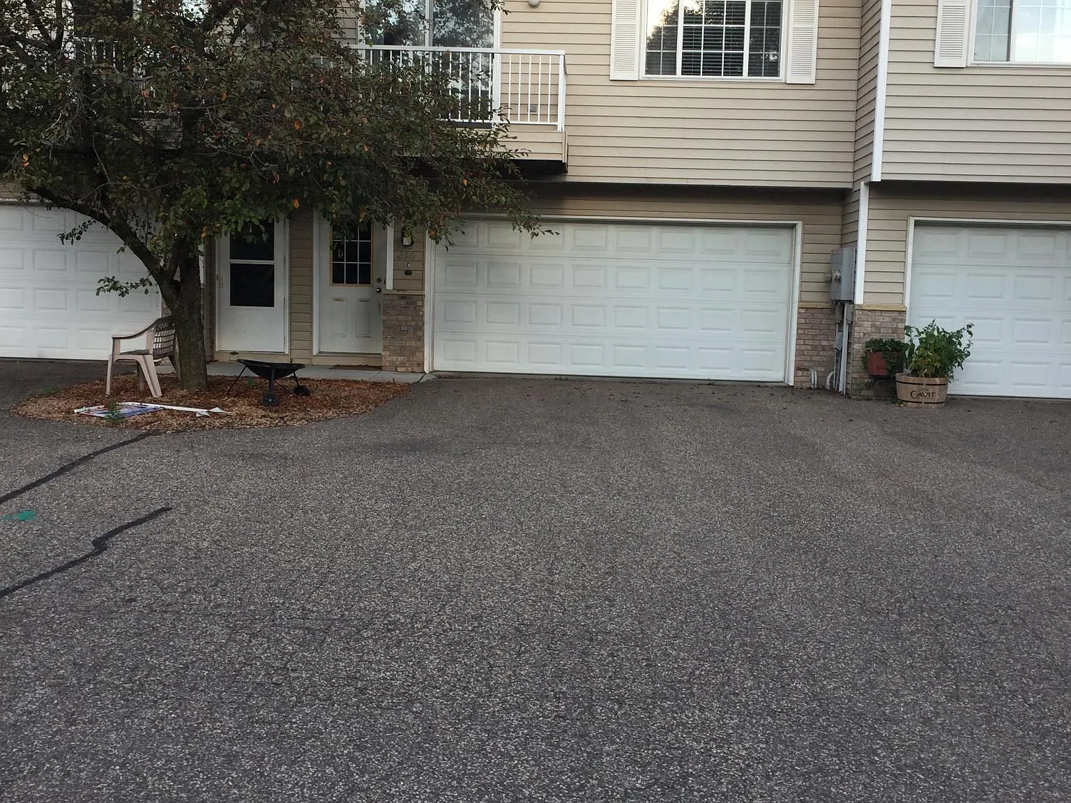 2501 Cobble Hill Ct — Photo 1