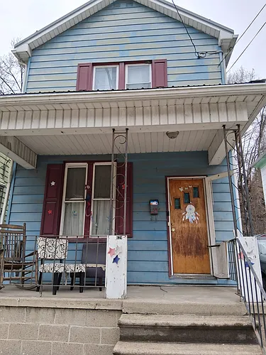 629 Lincoln Ave Photo 1
