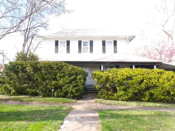 903 E Randolph St, Edina, MO 63537