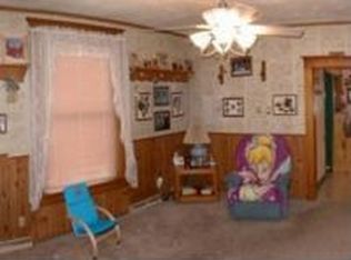 4 E Silver St, Wapakoneta, OH 45895