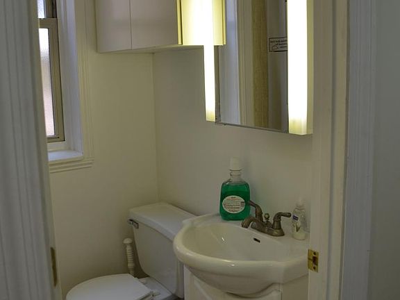 5th image of 3536 W Belmont Ave APT 2